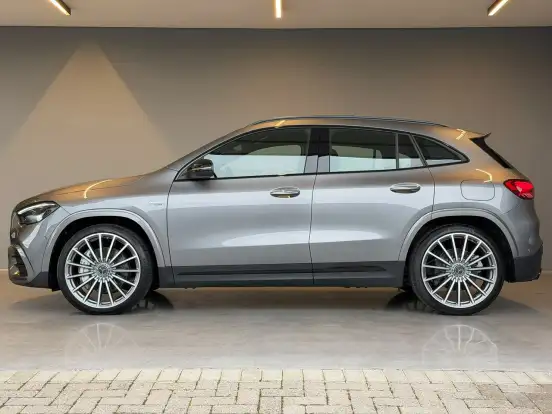 MERCEDES-BENZ-GLA 35 AMG-2.0 MHEV 4MATIC SPEEDSHIFT MERCEDES-BENZ-GLA 35 AMG-2025