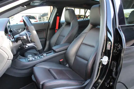 MERCEDES-BENZ-GLA 45 AMG-2017