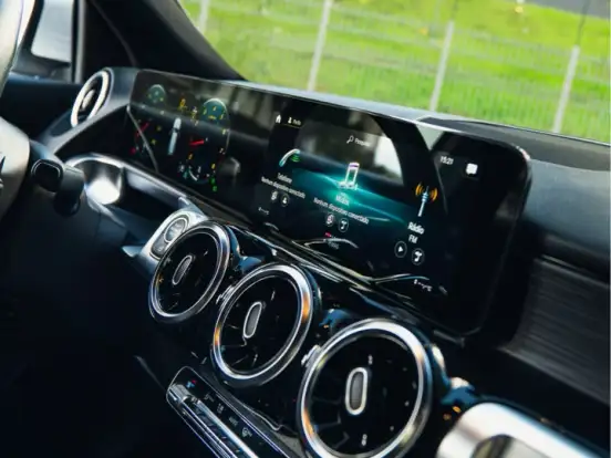 MERCEDES-BENZ-GLB 200-1.3 CGI GASOLINA ADVANCE 7G-DCT MERCEDES-BENZ-GLB 200-2021