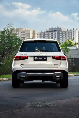 MERCEDES-BENZ-GLB 200-2021