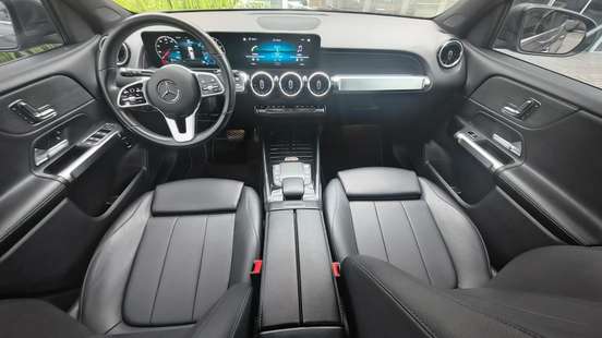 MERCEDES-BENZ-GLB 200-2021