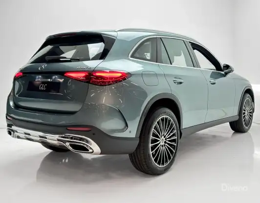 MERCEDES-BENZ-GLC 300-2026