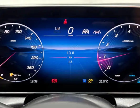 MERCEDES-BENZ-GLC 300-2026