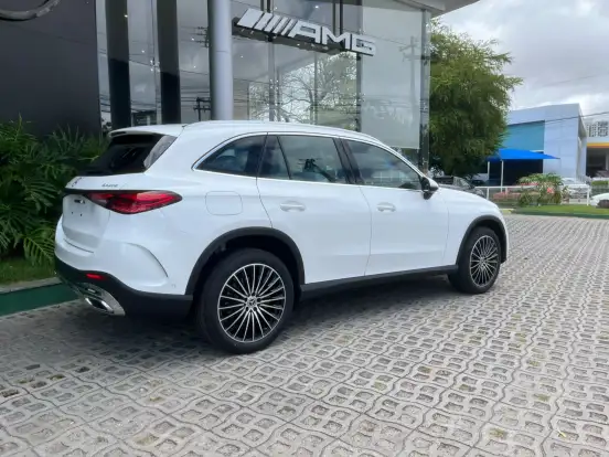 MERCEDES-BENZ-GLC 300-2026