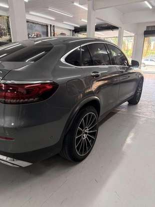 MERCEDES-BENZ-GLC 300-2020