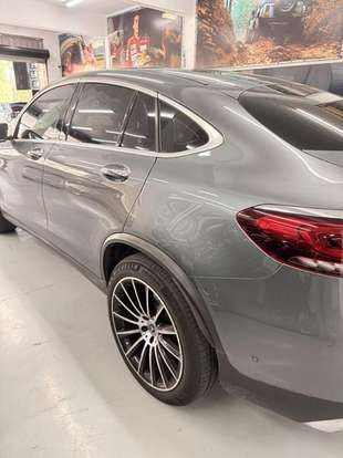 MERCEDES-BENZ-GLC 300-2020