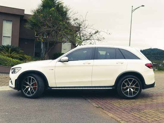 MERCEDES-BENZ-GLC 43 AMG-3.0 V6 GASOLINA 4MATIC 9G-TRONIC MERCEDES-BENZ-GLC 43 AMG-2020