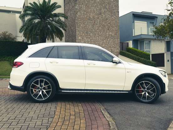 MERCEDES-BENZ-GLC 43 AMG-2020
