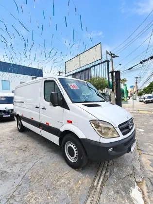 MERCEDES-BENZ SPRINTER 2.2 311 CDI FURGÃO STREET 14 16V BI-TURBO DIESEL MANUAL