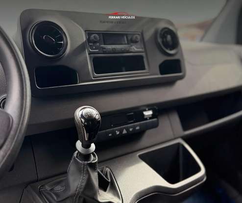 MERCEDES-BENZ-SPRINTER-2020