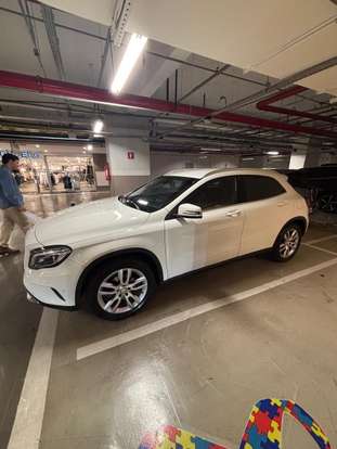 MERCEDES-BENZ-GLA 200-2016
