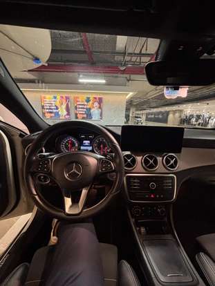 MERCEDES-BENZ-GLA 200-2016