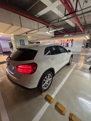 MERCEDES-BENZ-GLA 200-2016