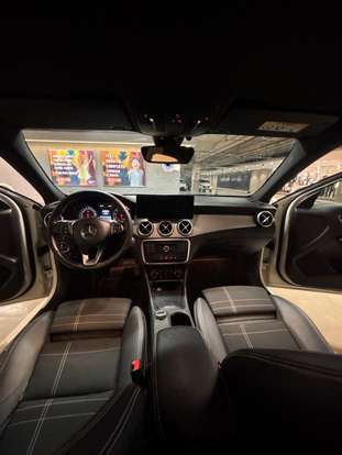 MERCEDES-BENZ-GLA 200-2016