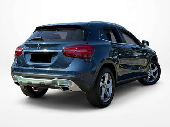 MERCEDES-BENZ-GLA 200-1.6 CGI FLEX ADVANCE 7G-DCT MERCEDES-BENZ-GLA 200-2019