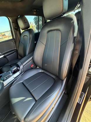 MERCEDES-BENZ-GLB 200-2021