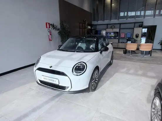 MINI-COOPER-40,7 KW ELÉTRICO 2P E MINI-COOPER-2025