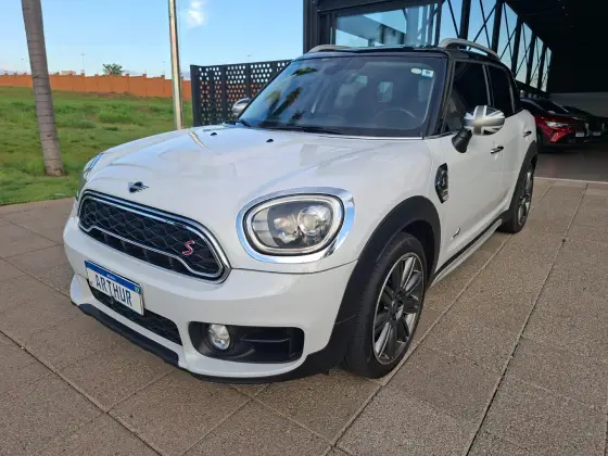 MINI COUNTRYMAN 2.0 16V TWINPOWER TURBO GASOLINA COOPER S ALL4 STEPTRONIC