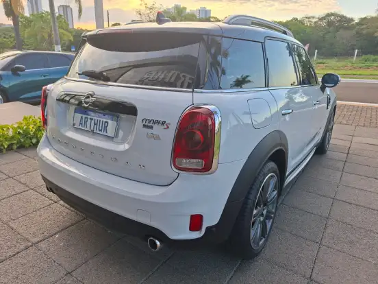MINI-COUNTRYMAN-2018