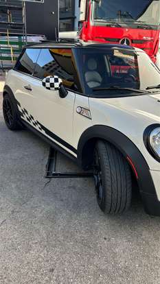 MINI-COOPER-2009