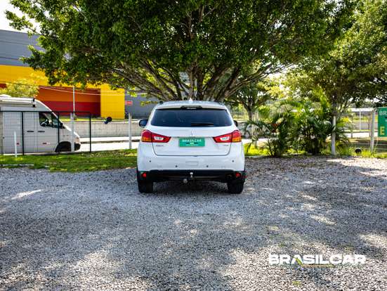 MITSUBISHI-ASX-2016