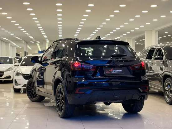 MITSUBISHI-ASX-2020