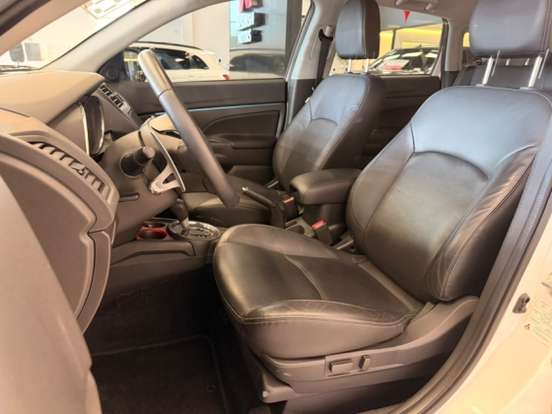 MITSUBISHI-ASX-2019
