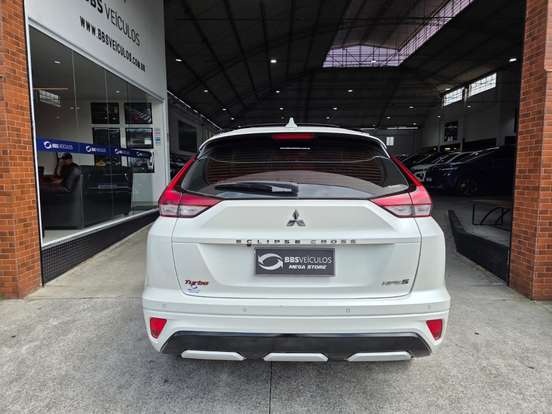 MITSUBISHI-ECLIPSE CROSS-2024
