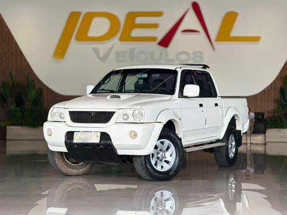 MITSUBISHI L200 2.5 SPORT HPE 4X4 CD 8V TURBO INTERCOOLER DIESEL 4P MANUAL