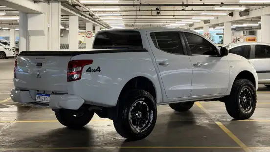 MITSUBISHI-L200 TRITON-2022