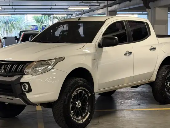 MITSUBISHI-L200 TRITON-2.4 16V TURBO DIESEL OUTDOOR GLX CD 4X4 MANUAL MITSUBISHI-L200 TRITON-2022