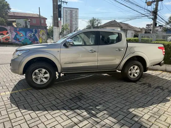 MITSUBISHI-L200 TRITON-2017