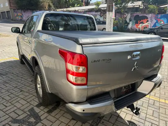 MITSUBISHI-L200 TRITON-2017