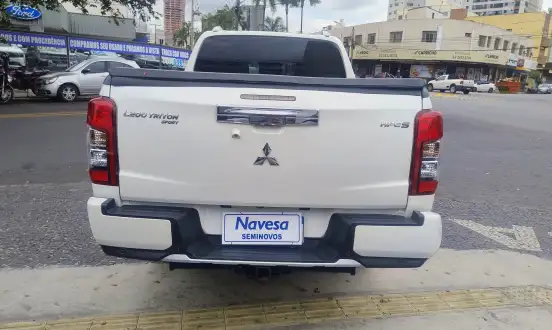 MITSUBISHI-L200 TRITON-2022