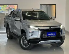MITSUBISHI L200 TRITON 2.4 16V TURBO DIESEL SPORT HPE-S CD 4P 4X4 AUTOMÁTICO MITSUBISHI L200 TRITON 2.4 16V TURBO DIESEL SPORT HPE-S CD 4P 4X4 AUTOMÁTICO