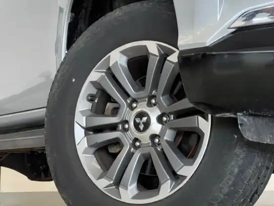 MITSUBISHI-L200 TRITON-2.4 16V TURBO DIESEL SPORT HPE-S CD 4P 4X4 AUTOMÁTICO MITSUBISHI-L200 TRITON-2020