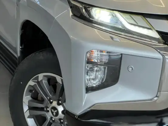 MITSUBISHI-L200 TRITON-2.4 16V TURBO DIESEL SPORT HPE-S CD 4P 4X4 AUTOMÁTICO MITSUBISHI-L200 TRITON-2020