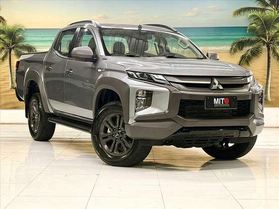 MITSUBISHI-L200 TRITON-2.4 16V TURBO DIESEL OUTDOOR GLS CD 4X4 AUTOMÁTICO MITSUBISHI-L200 TRITON-2024
