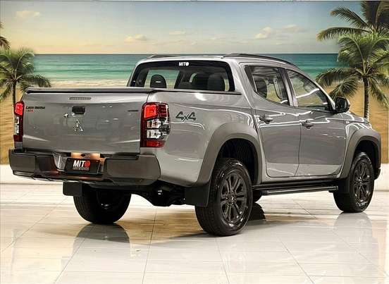 MITSUBISHI-L200 TRITON-2024