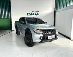MITSUBISHI L200 TRITON 2.4 16V TURBO DIESEL OUTDOOR GLX CD 4X4 MANUAL MITSUBISHI L200 TRITON 2.4 16V TURBO DIESEL OUTDOOR GLX CD 4X4 MANUAL