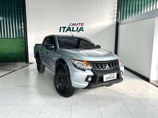 MITSUBISHI-L200 TRITON-2.4 16V TURBO DIESEL OUTDOOR GLX CD 4X4 MANUAL MITSUBISHI-L200 TRITON-2023