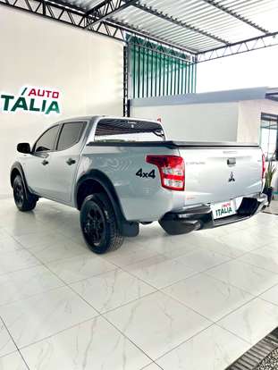 MITSUBISHI-L200 TRITON-2023