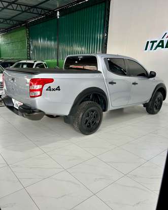 MITSUBISHI-L200 TRITON-2023