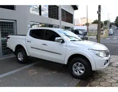 MITSUBISHI L200 TRITON 2.4 16V TURBO DIESEL SPORT HPE CD 4P 4X4 AUTOMÁTICO MITSUBISHI L200 TRITON 2.4 16V TURBO DIESEL SPORT HPE CD 4P 4X4 AUTOMÁTICO