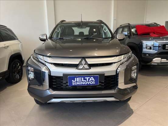 MITSUBISHI-L200 TRITON-2.4 16V TURBO DIESEL SPORT HPE CD 4P 4X4 AUTOMÁTICO MITSUBISHI-L200 TRITON-2024