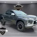 MITSUBISHI L200 TRITON 2.4 16V TURBO DIESEL SPORT HPE CD 4P 4X4 AUTOMÁTICO MITSUBISHI L200 TRITON 2.4 16V TURBO DIESEL SPORT HPE CD 4P 4X4 AUTOMÁTICO
