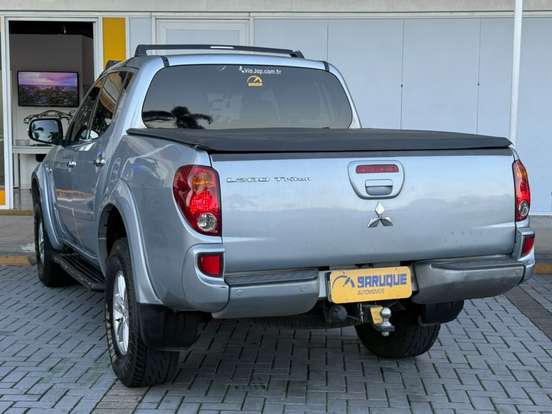 MITSUBISHI-L200 TRITON-3.2 HPE 4X4 CD 16V TURBO INTERCOOLER DIESEL 4P AUTOMÁTICO MITSUBISHI-L200 TRITON-2014
