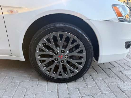 MITSUBISHI-LANCER-2018