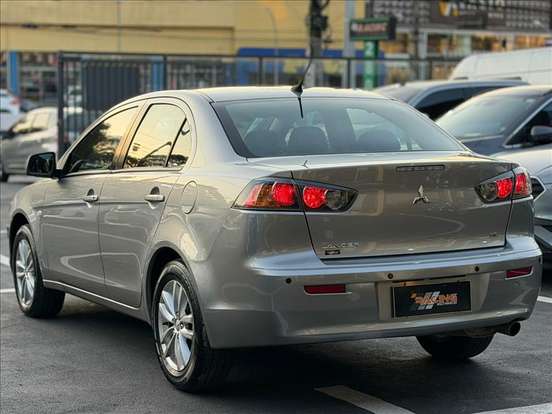 MITSUBISHI-LANCER-2019