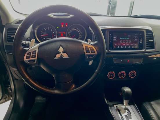 MITSUBISHI-LANCER-2.0 HL-T 16V GASOLINA 4P AUTOMÁTICO MITSUBISHI-LANCER-2018